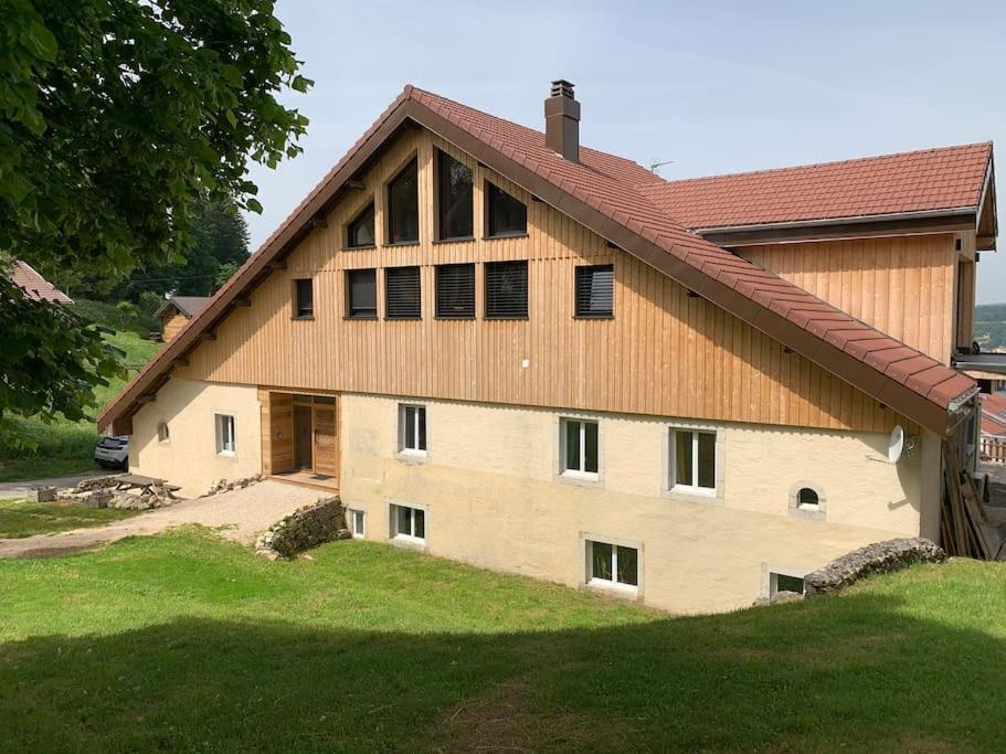 Ancienne Ferme Comtoise 4 Etoiles, 11 Personnes Lac St-Point/Mont D'Or Montperreux Esterno foto